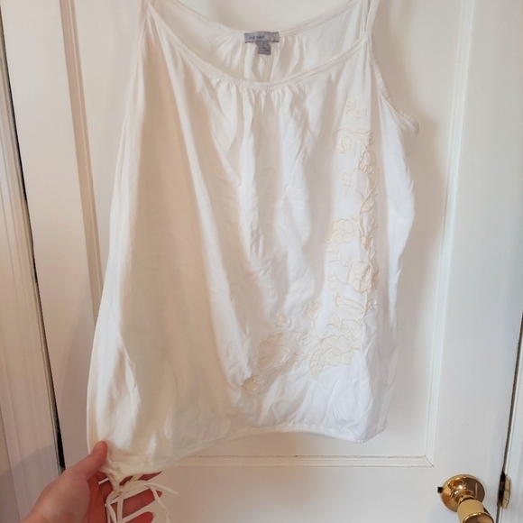 Embroidered Ivory Tank - Picture 6 of 10